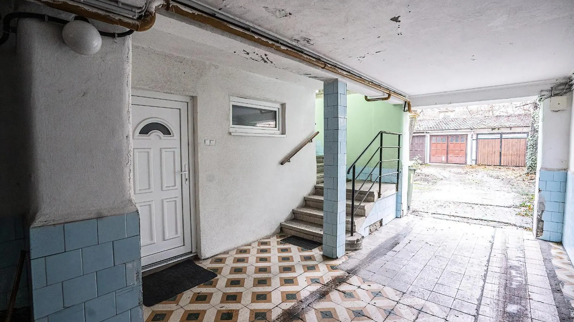 Gogol Apartment سيغيد