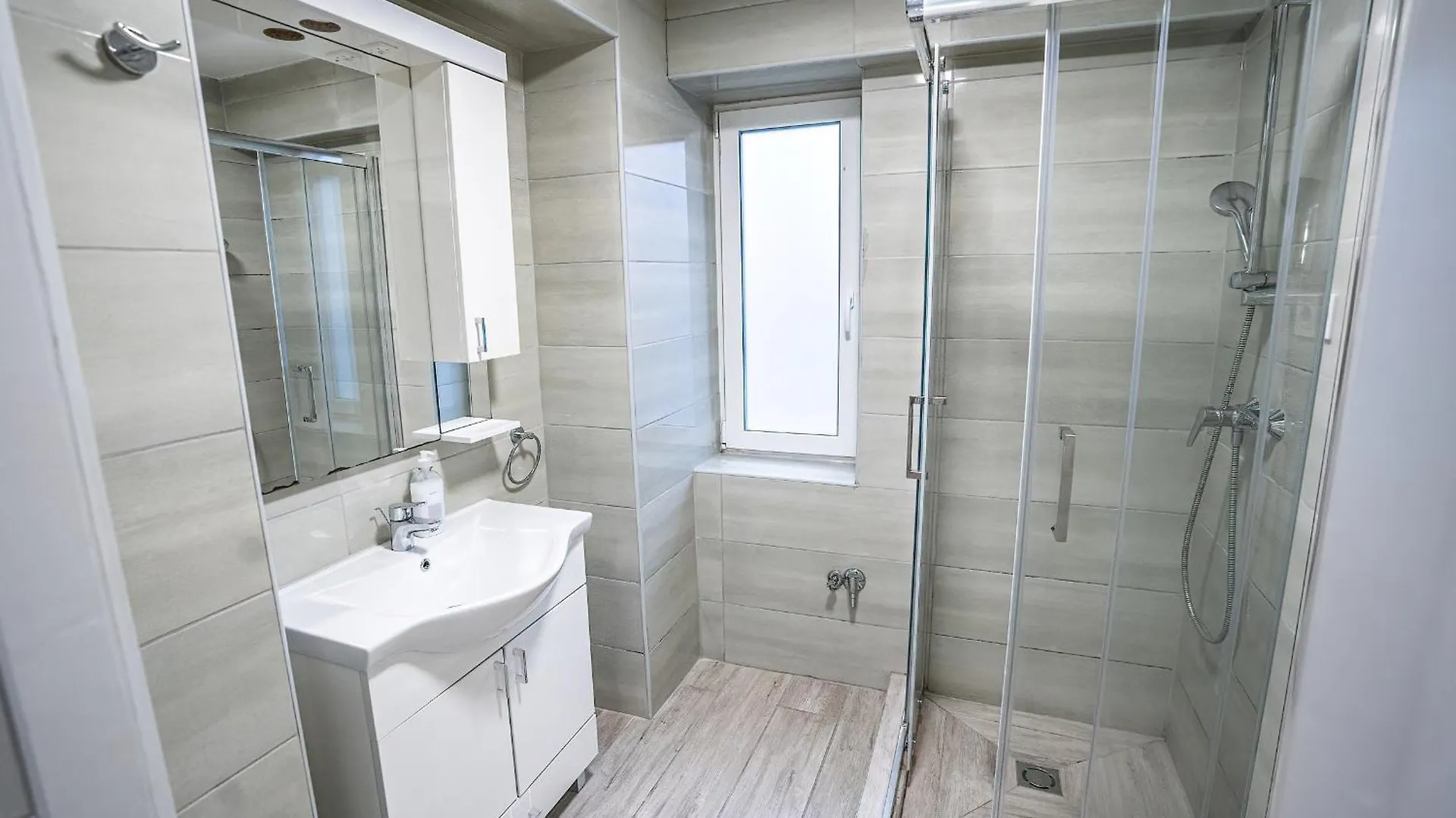 Gogol Apartment سيغيد